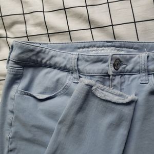 Light blue AE jeggings